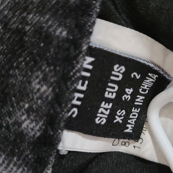 Grey Ripped Jeans - Picture 5 of 5